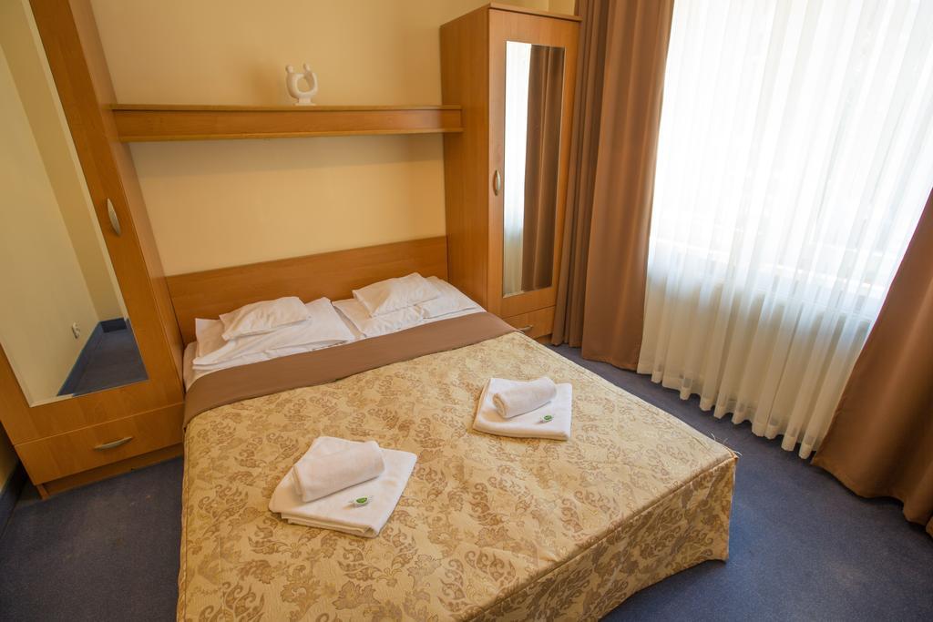 Fian - Noclegi I Konferencje W Centrum Zakopane Luaran gambar