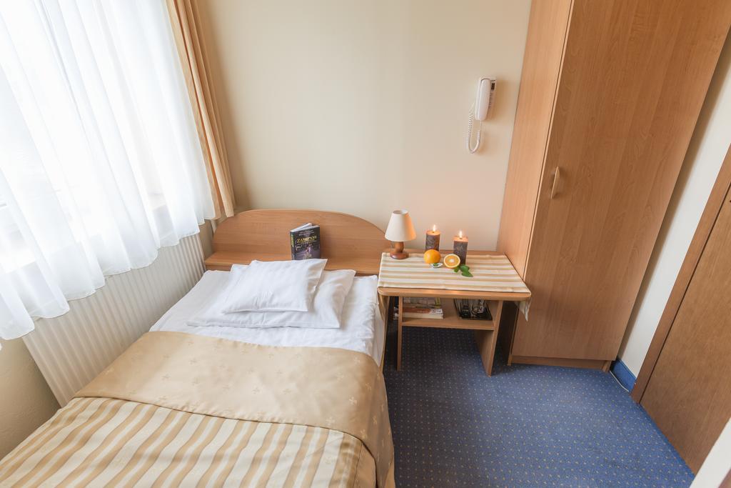 Fian - Noclegi I Konferencje W Centrum Zakopane Luaran gambar