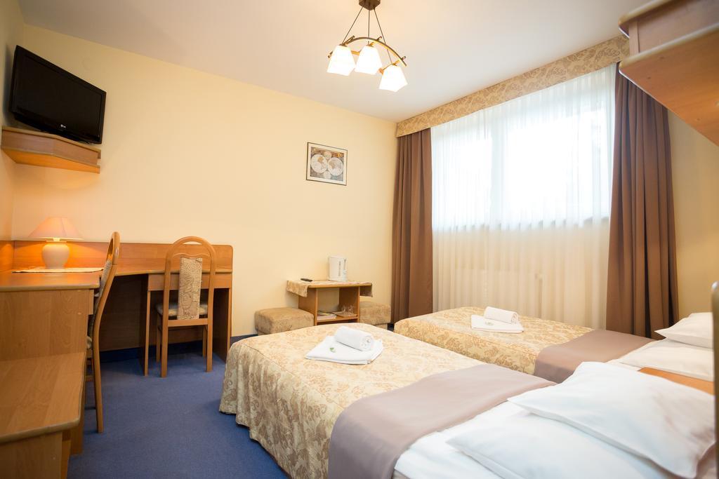 Fian - Noclegi I Konferencje W Centrum Zakopane Luaran gambar